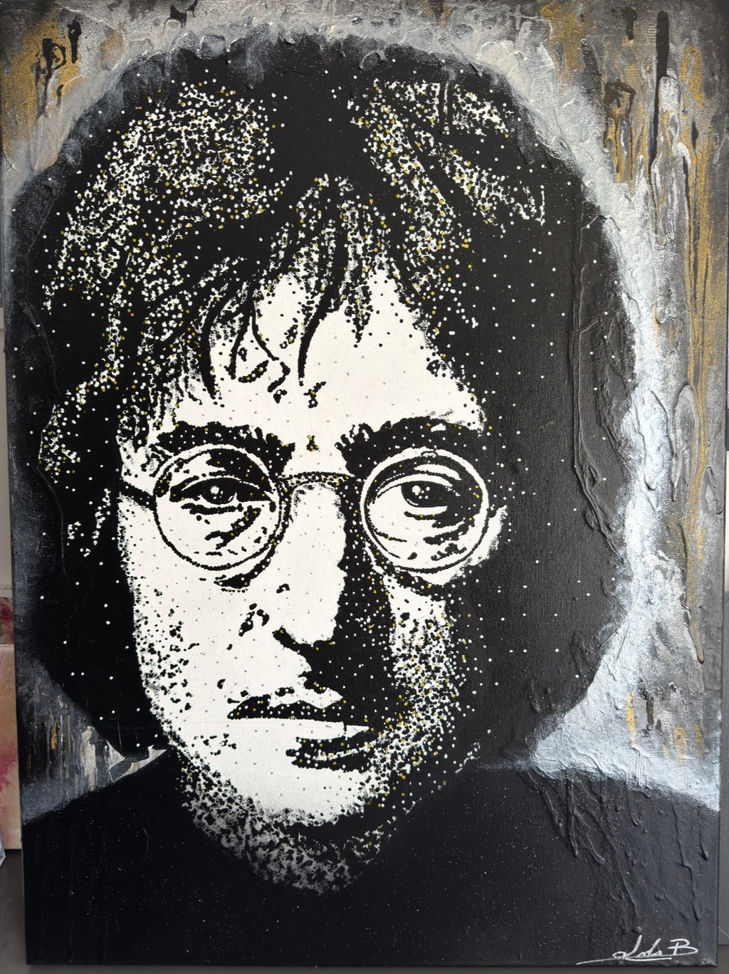 John Lennon – Éclat Noir, Or & Argent | Tableau original 75 x 55 cm